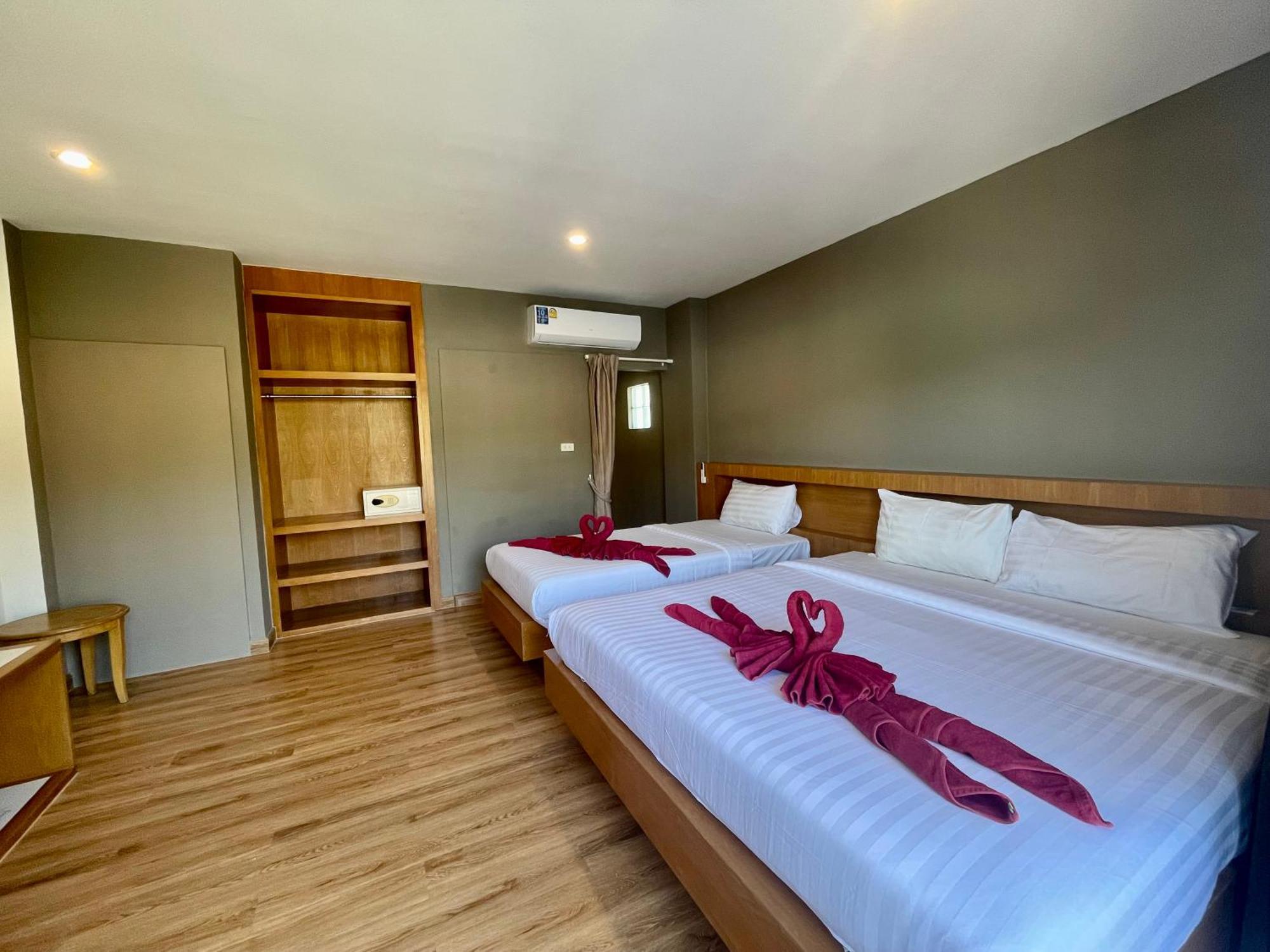 Room Actually Service Apartment Karon Eksteriør billede